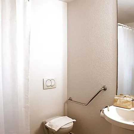 Ibis Budget Bordeaux Sud 2* Cadaujac